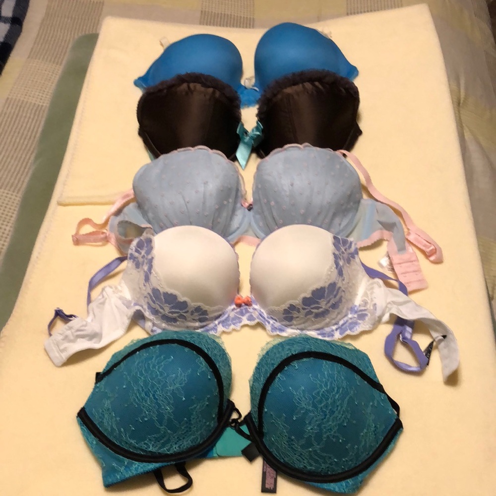 34DD Bra Lot
